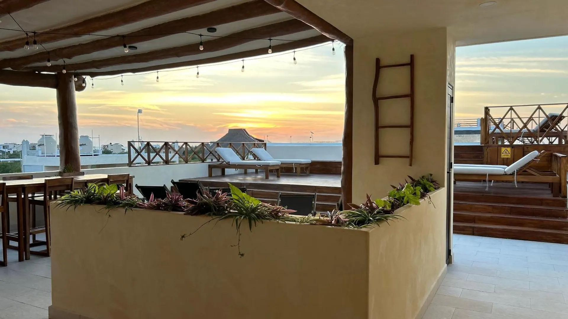 Sunsteps On The Rooftop Apartment Isla Holbox Mexico